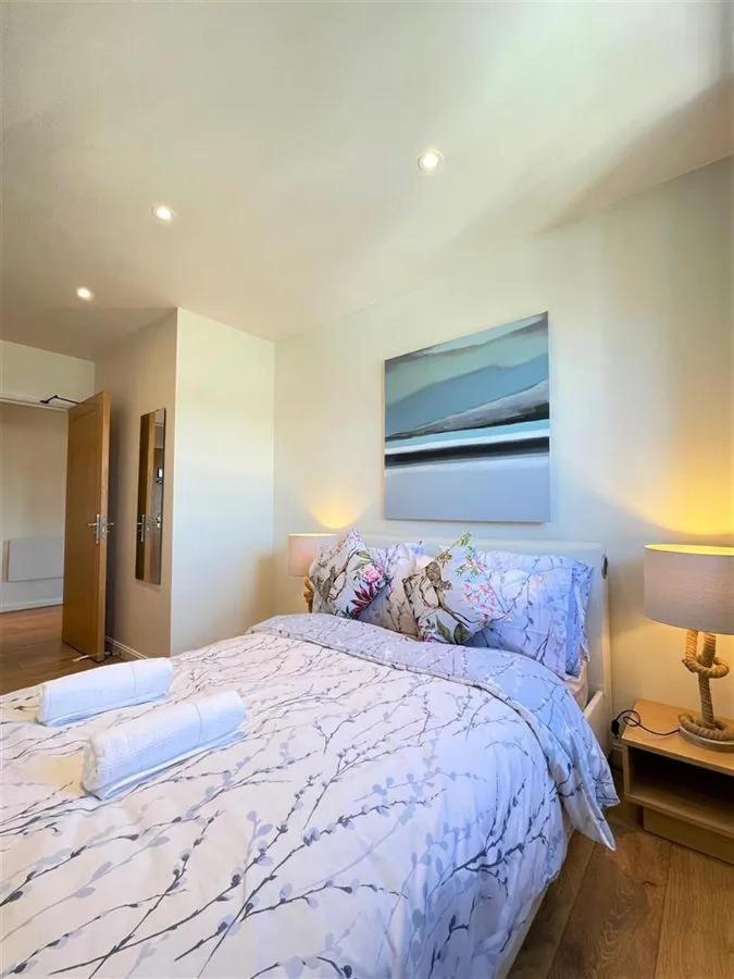 Apartment Holiday Home Swansea